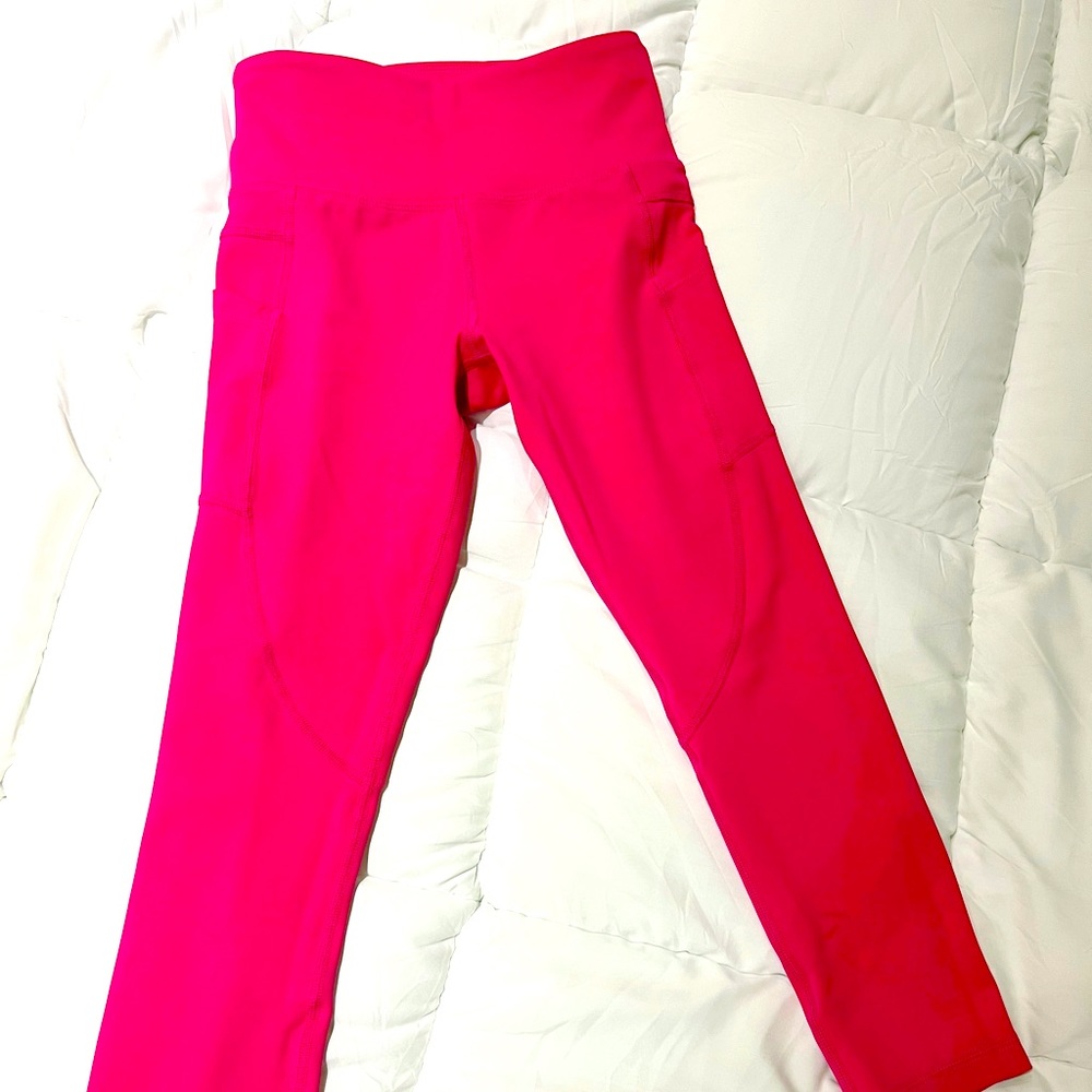 Hot Pink Zyia 3/4 length leggings.  Size 2.